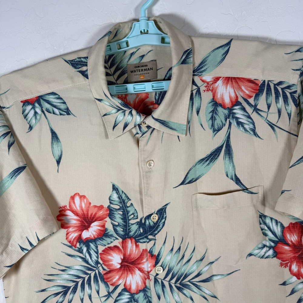 Quiksilver Waterman Shirt Mens Large Tan Hibiscus Floral Hawaii Camp Beach Surf